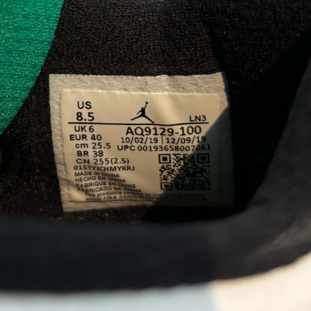 2020 Wmns Air Jordan 4 Retro 'Rasta - Picture 7 of 11